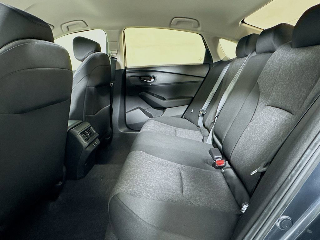Used 2025 Honda Accord LX image 12