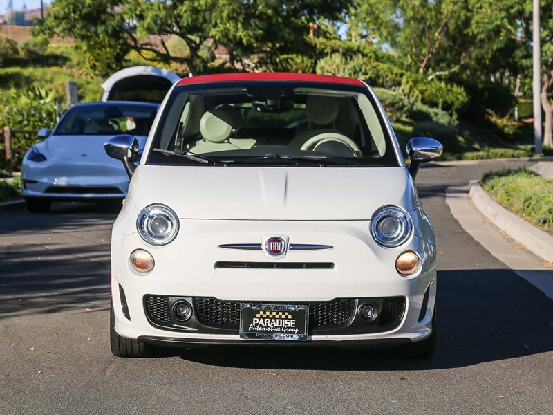 Used 2019 FIAT 500 Lounge FWD image 2