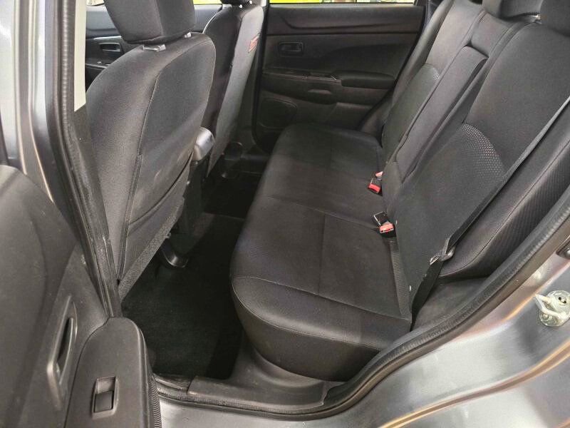 Used 2015 Mitsubishi Outlander Sport ES image 8
