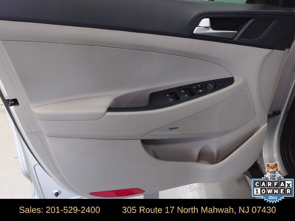 Used 2020 Hyundai Tucson Sport w/ Cargo Package AWD/4WD image 11