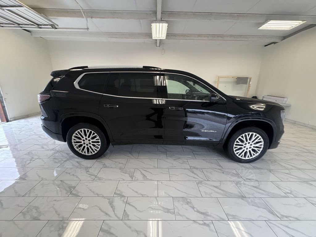 New 2026 GMC Acadia Denali w/ Super Cruise Package FWD image 9