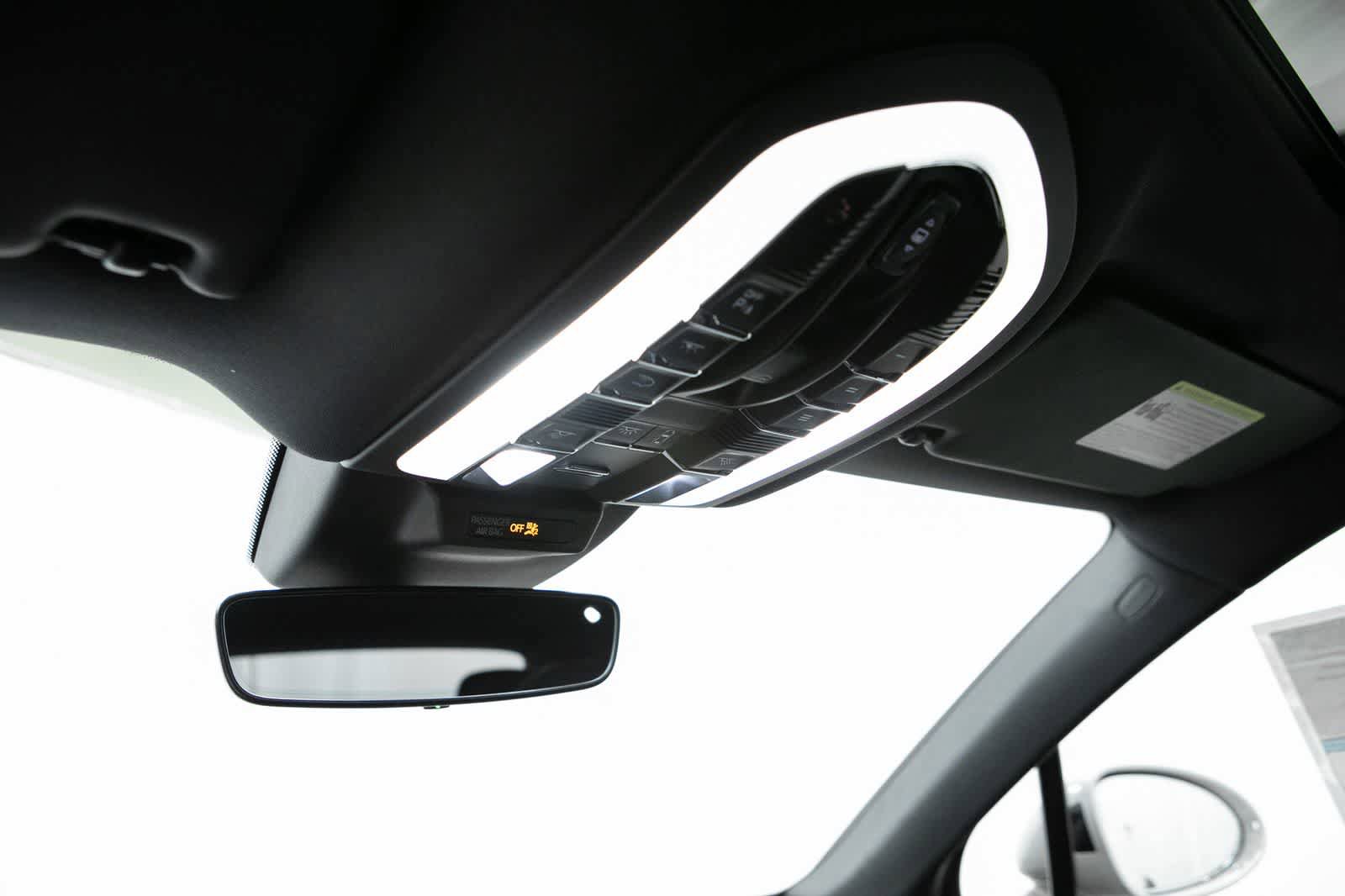 New 2026 Porsche Macan S AWD/4WD image 32