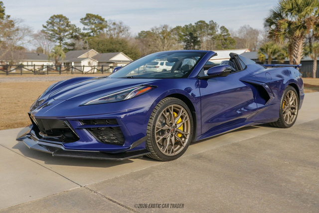 Used 2025 Chevrolet Corvette Stingray Convertible 3LT Z51 w/ Z51 Performance Package image 14