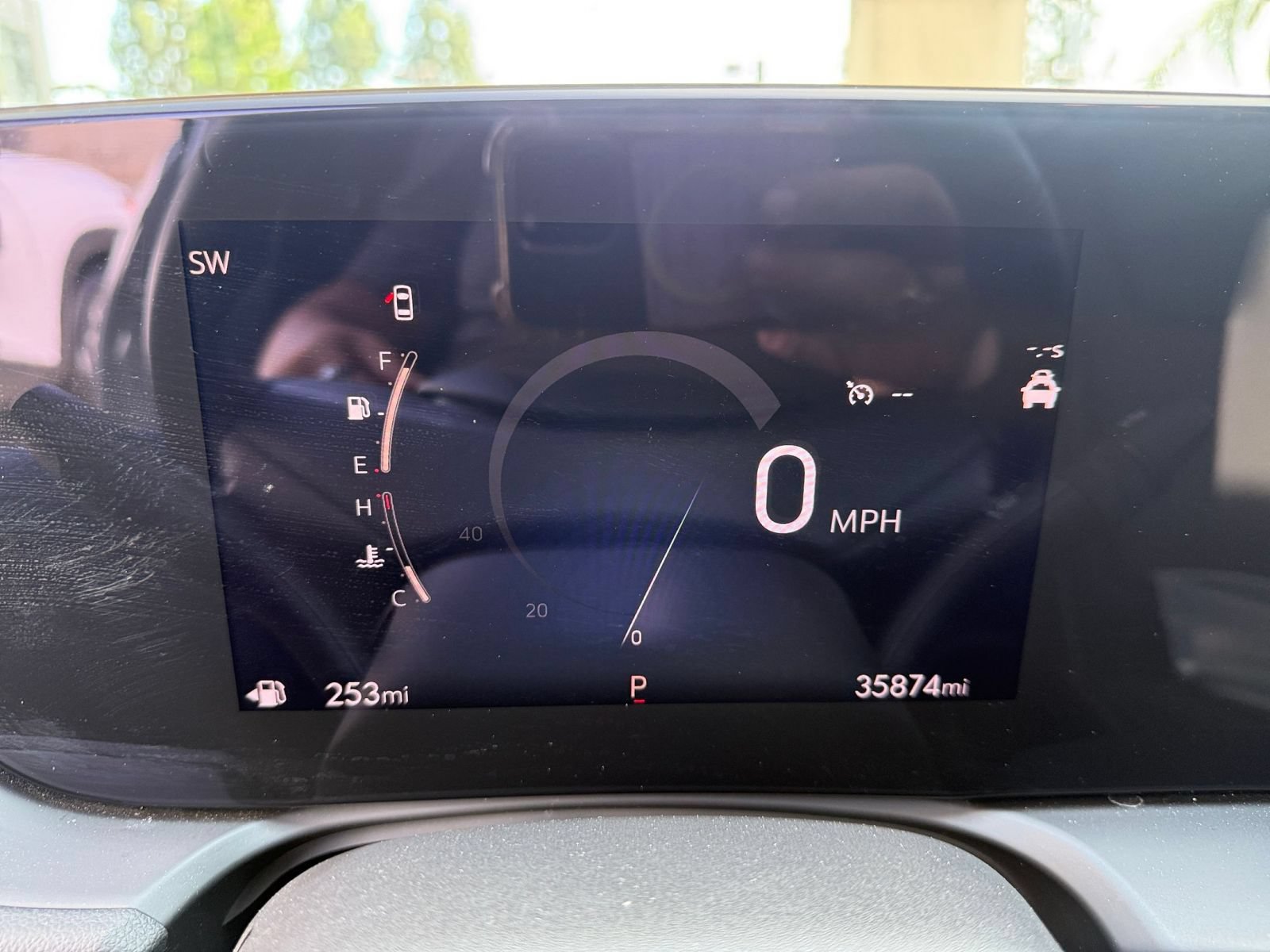 Used 2025 Buick Encore GX Preferred AWD/4WD image 37