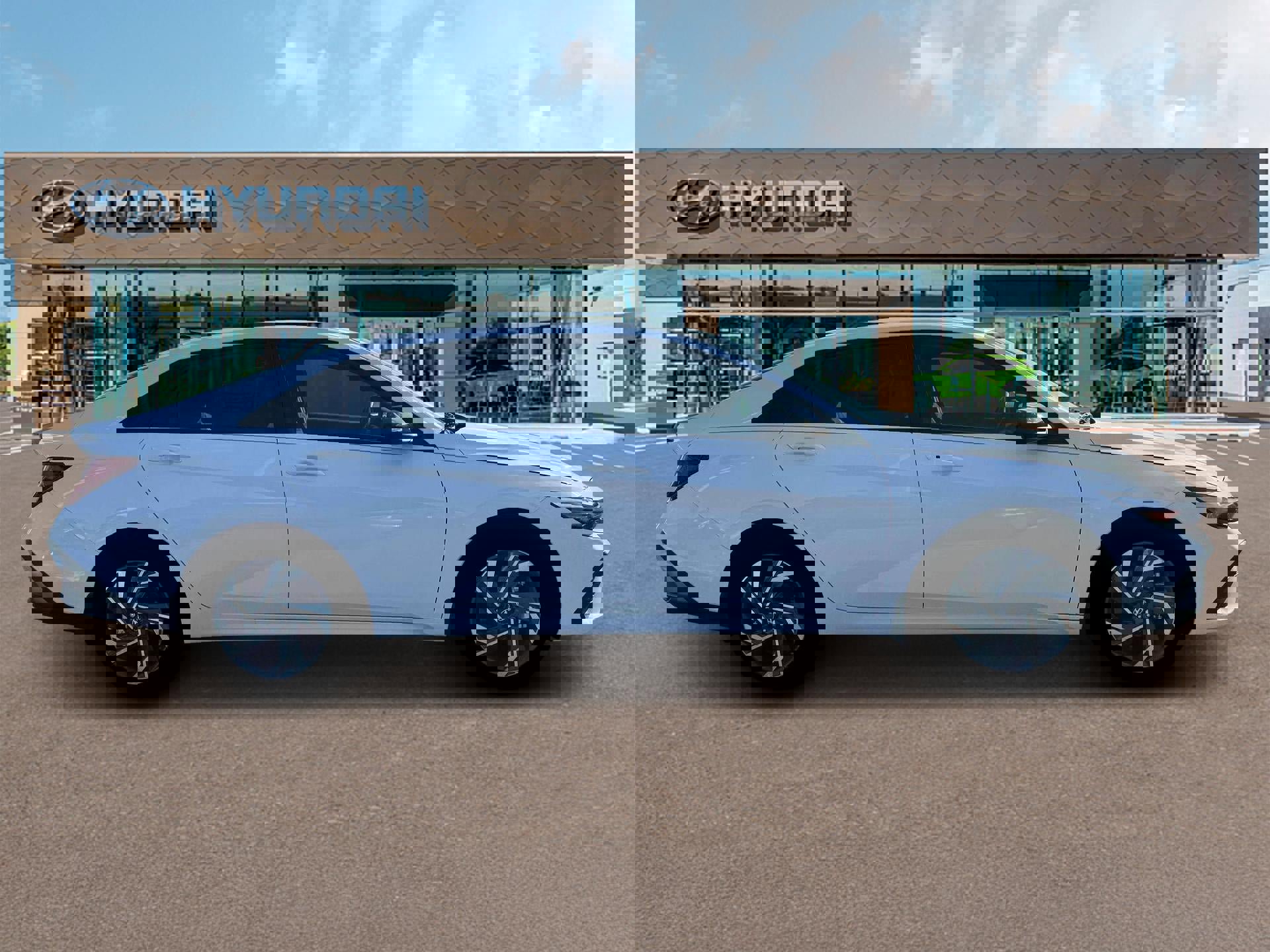 New 2025 Hyundai Elantra SEL image 9