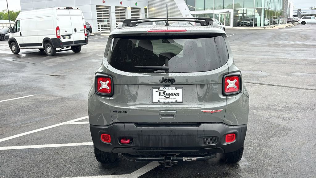 Used 2023 Jeep Renegade Trailhawk w/ Sun/Sound Group AWD/4WD image 30