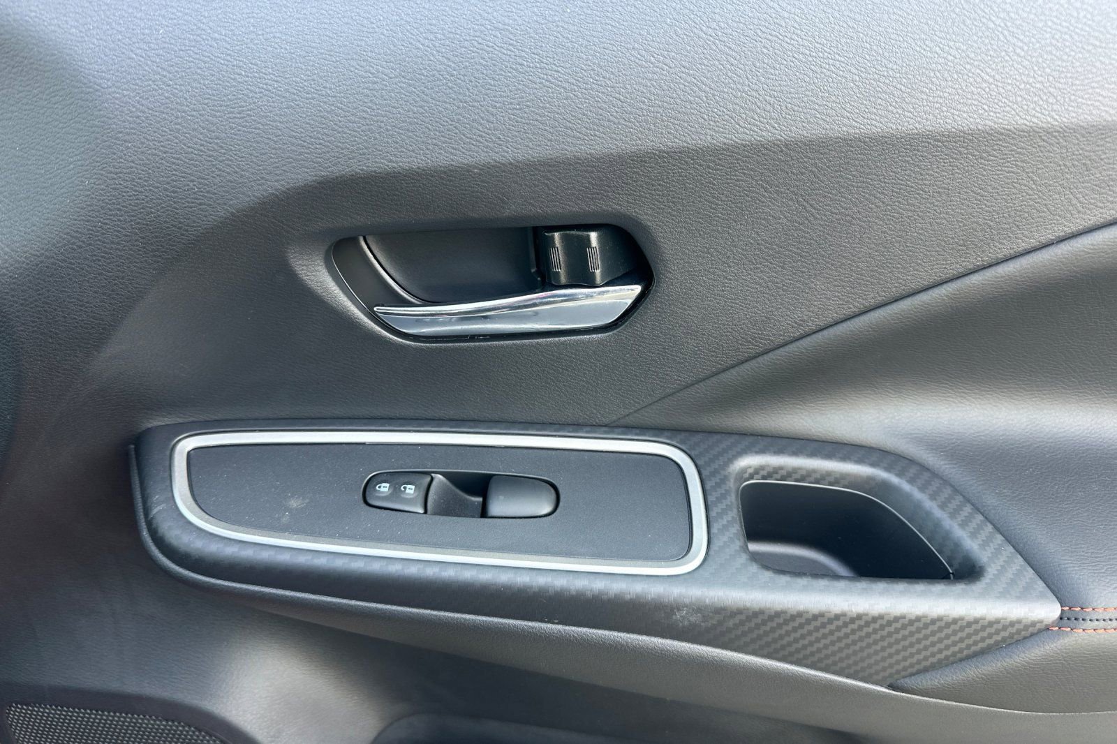 Used 2025 Nissan Versa SR w/ Trunk Package image 19