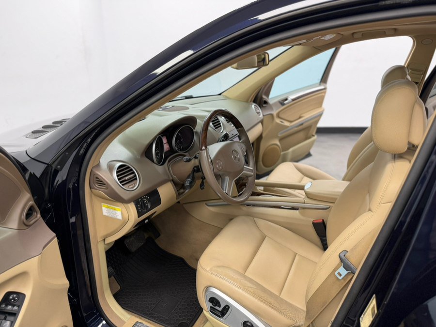 Used 2010 Mercedes-Benz ML 550 4MATIC image 36