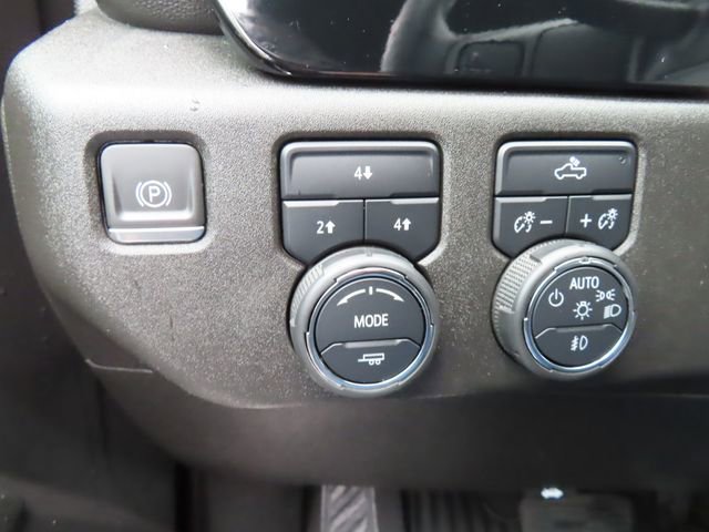 Used 2024 Chevrolet Silverado 2500 LT w/ Convenience Package image 39