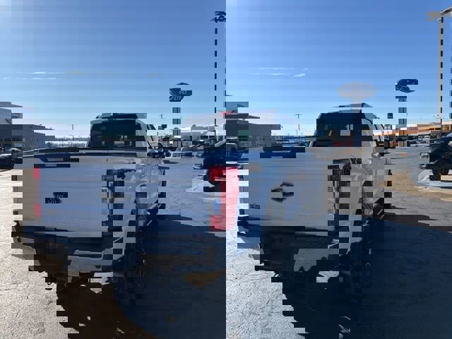 Used 2017 Ford F350 Lariat image 12