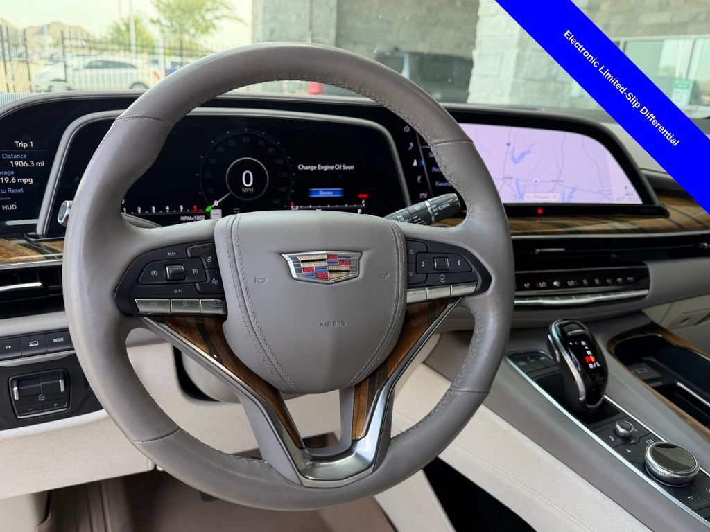 Used 2023 Cadillac Escalade ESV Premium Luxury Platinum AWD/4WD image 12