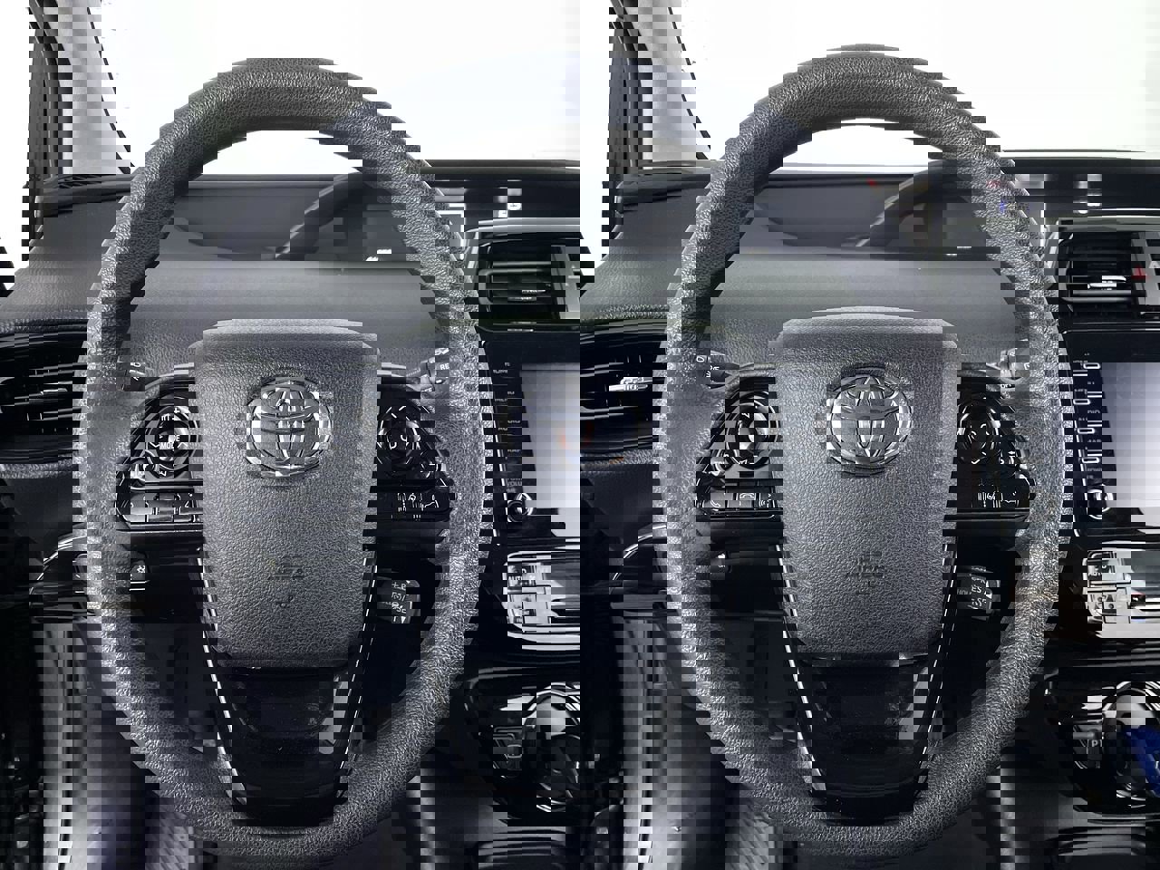 Used 2020 Toyota Prius LE image 13