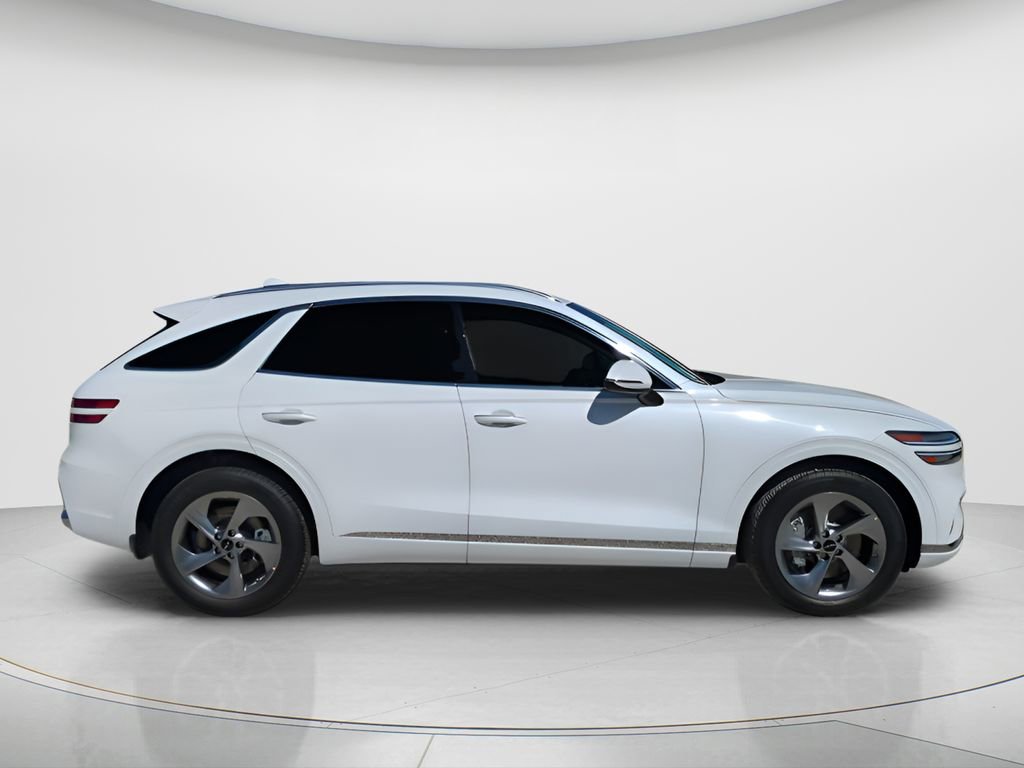 Used 2026 Genesis GV70 2.5T Select AWD/4WD image 4