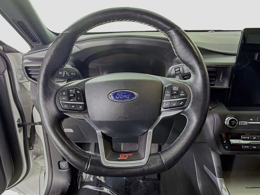 Used 2020 Ford Explorer ST w/ ST Street Pack image 13