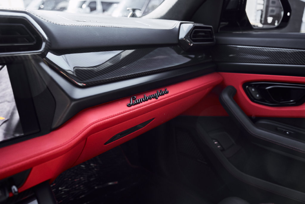 Used 2025 Lamborghini Urus S AWD/4WD image 80