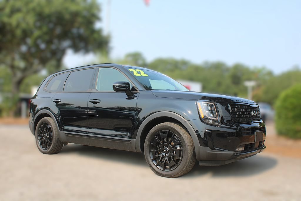 Certified 2022 Kia Telluride SX w/ SX Prestige Package AWD/4WD image 3