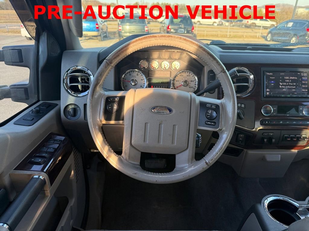 Used 2010 Ford F250 Lariat image 13