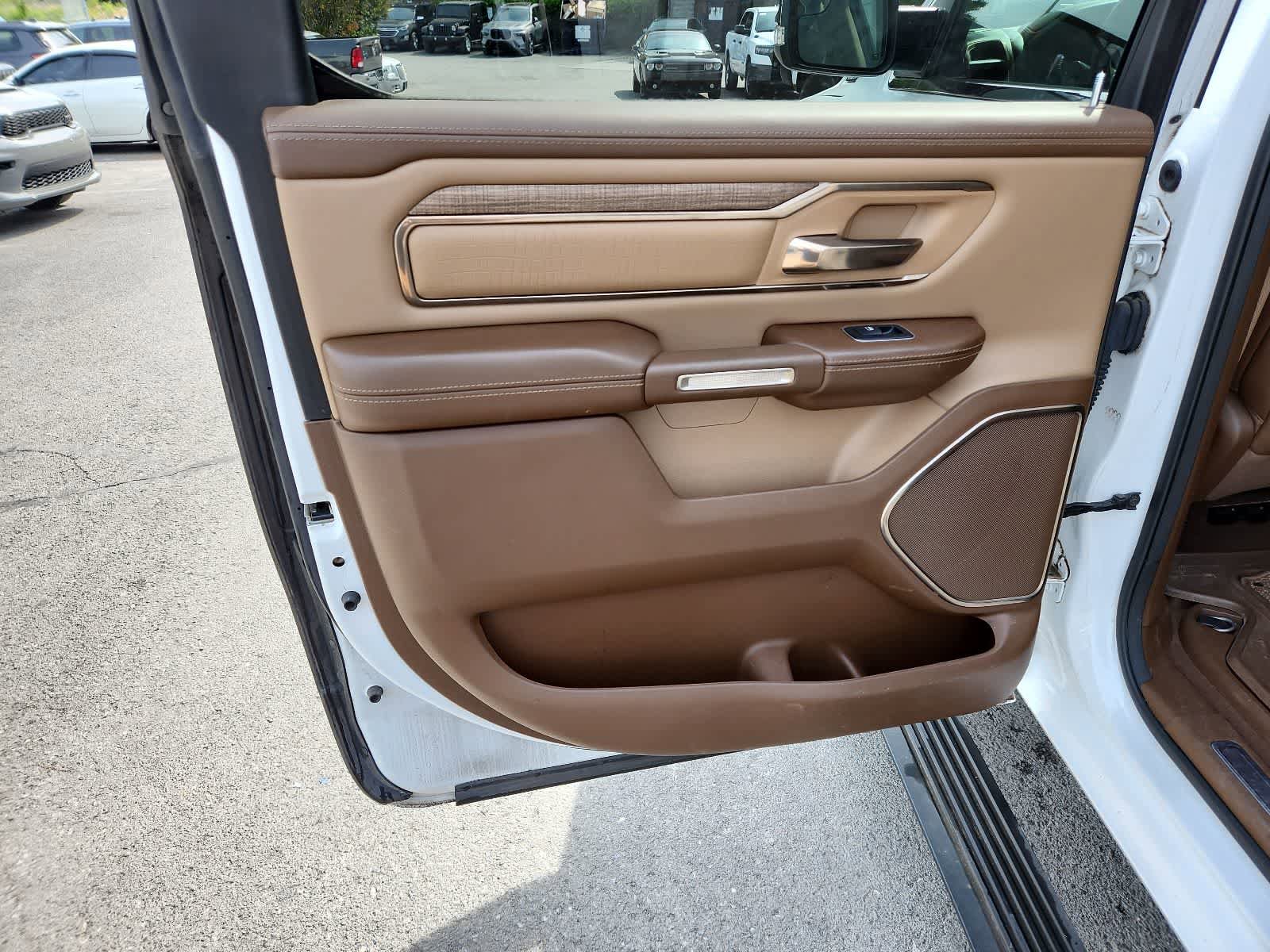 Used 2019 RAM 1500 Limited AWD/4WD image 30
