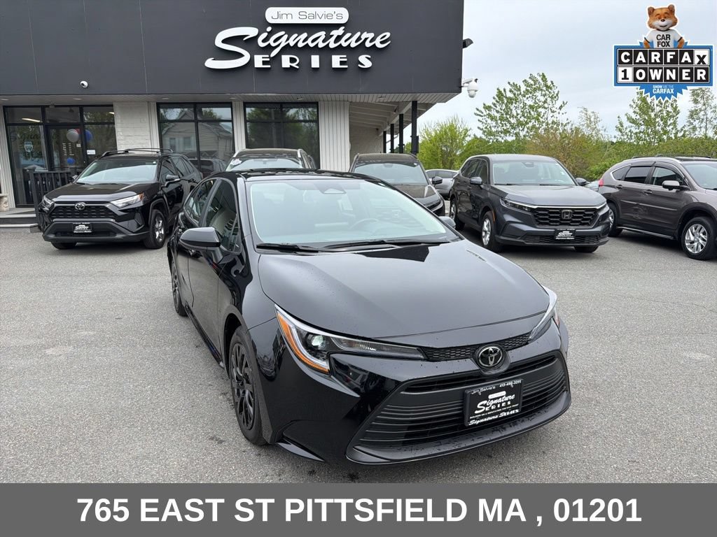 Used 2026 Toyota Corolla LE FWD image 1