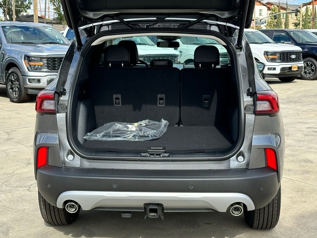 New 2024 Ford Escape SE w/ PHEV Premium Package FWD image 27