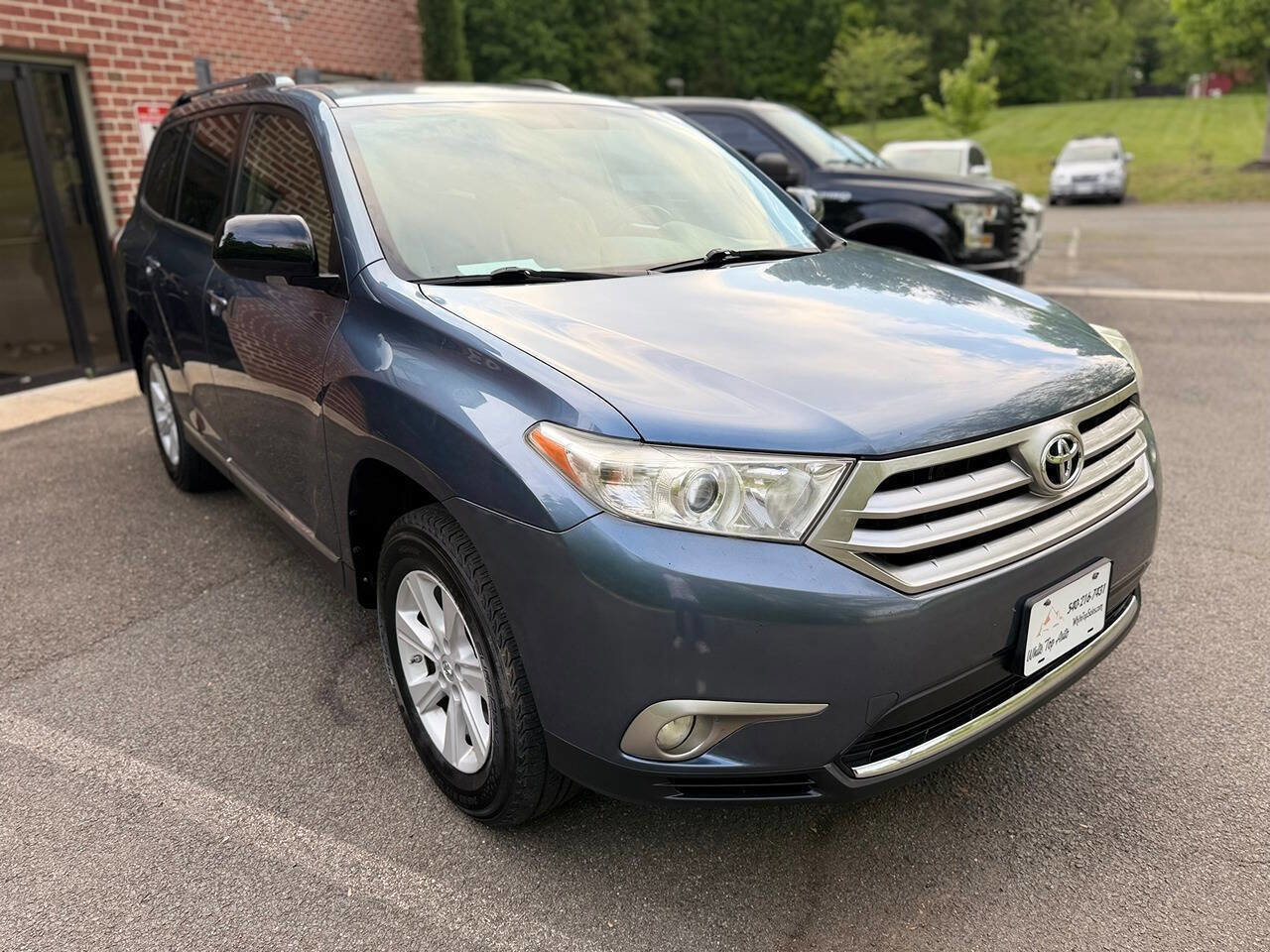 Used 2013 Toyota Highlander SE AWD/4WD image 8