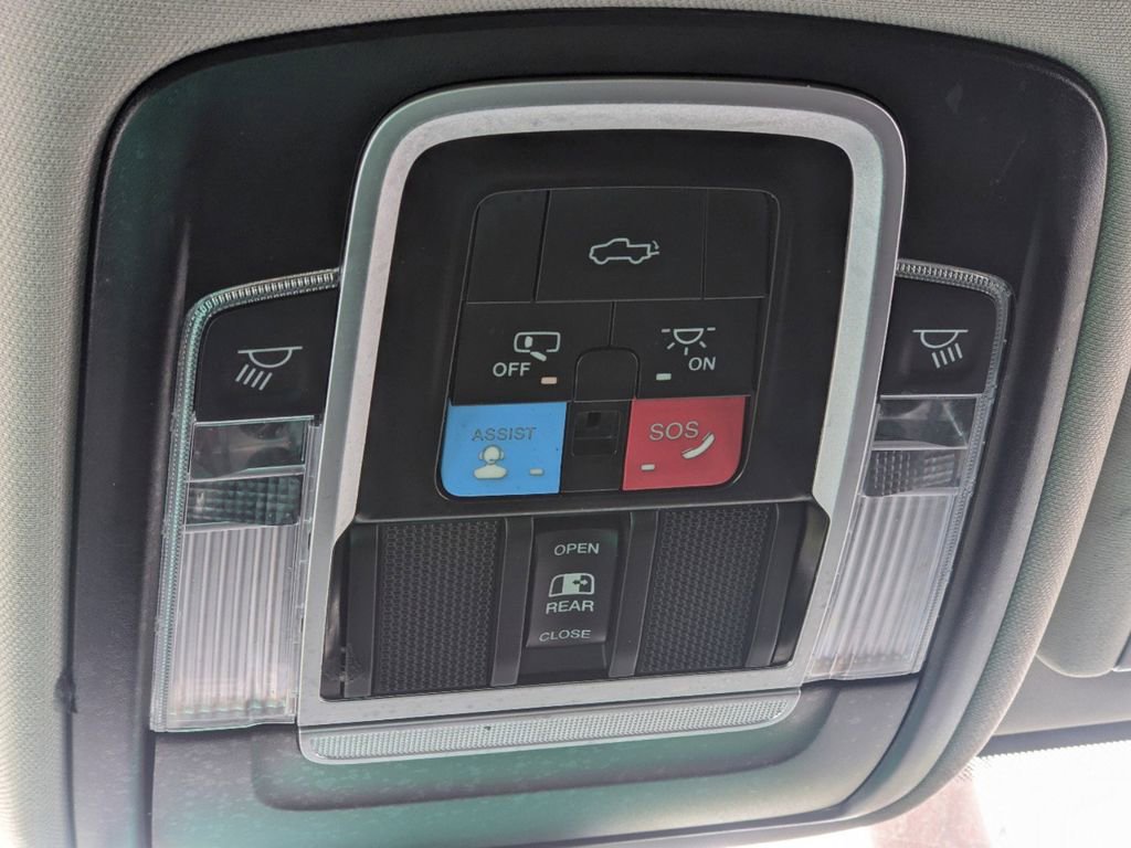 Used 2024 RAM 2500 Laramie image 37