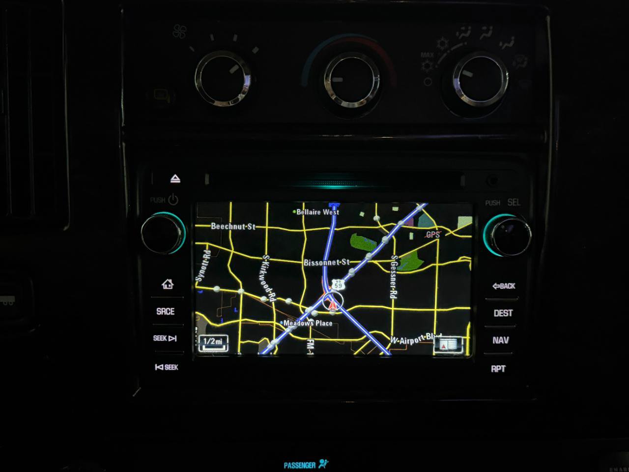 Used 2016 Chevrolet Express 2500 RWD image 31
