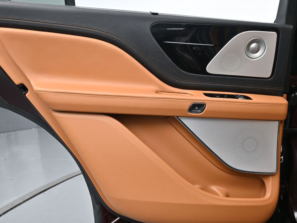 Used 2022 Lincoln Aviator Black Label image 19