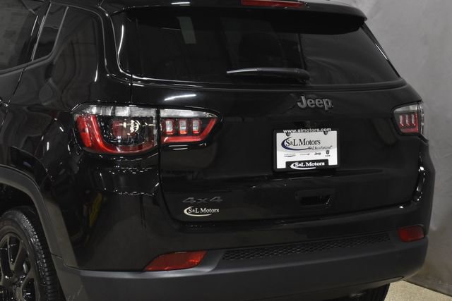 New 2026 Jeep Compass Latitude image 9