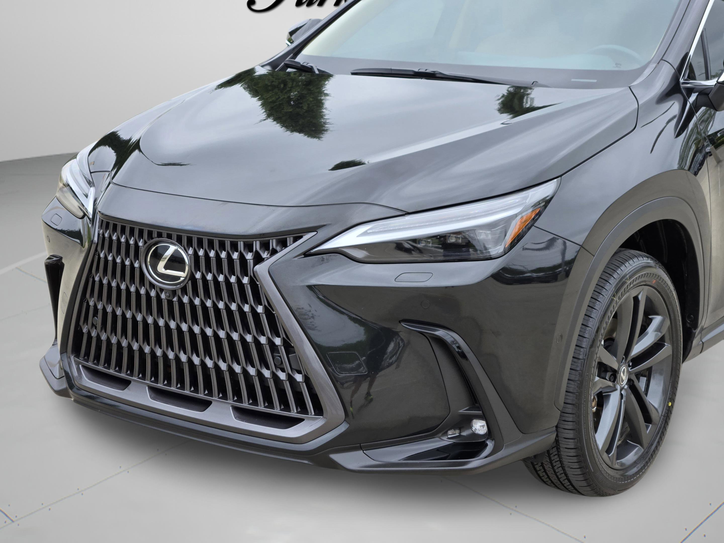 Certified 2025 Lexus NX 450h+ AWD w/ Accessory Package (2T) image 29