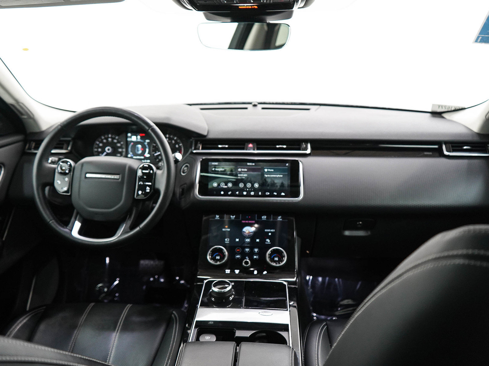 Used 2020 Land Rover Range Rover Velar S AWD/4WD image 12