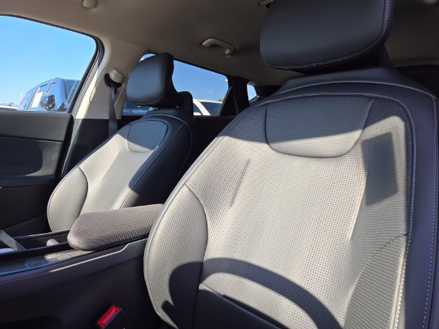 New 2025 Kia EV6 Wind AWD/4WD image 11