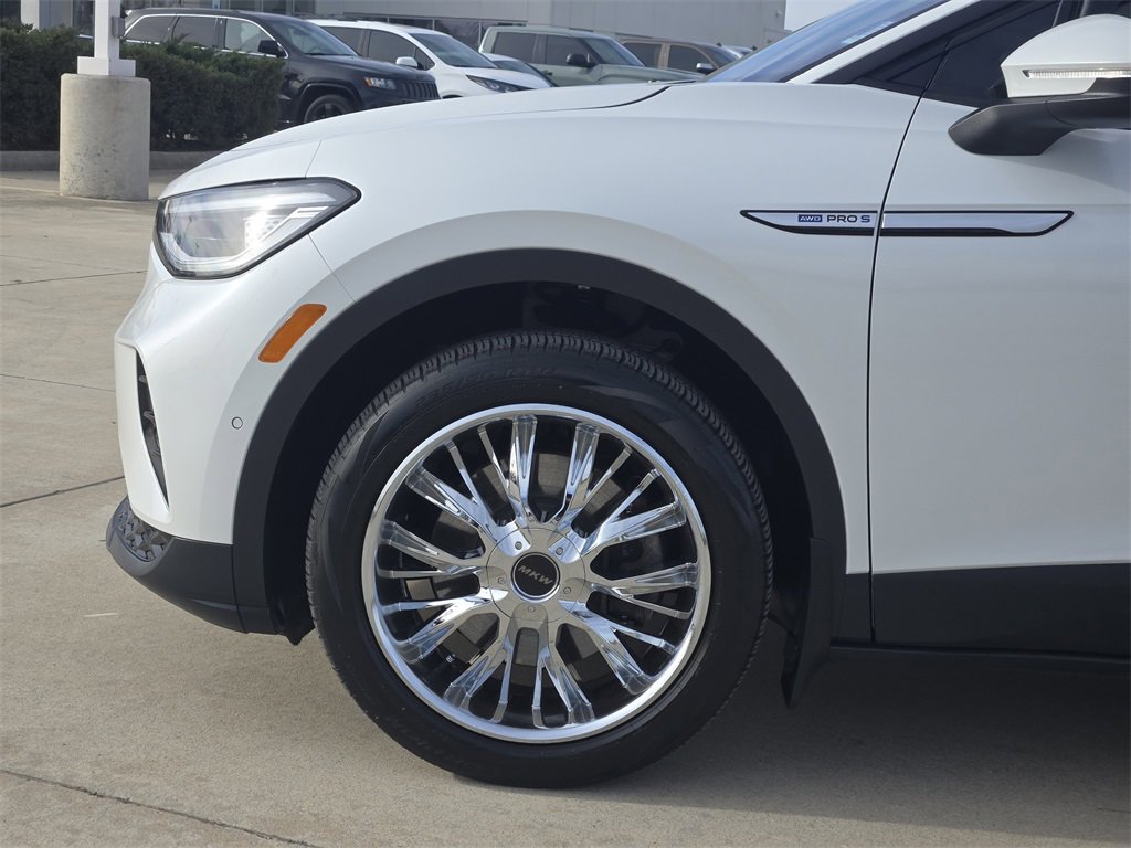 Used 2023 Volkswagen ID.4 Pro S image 8