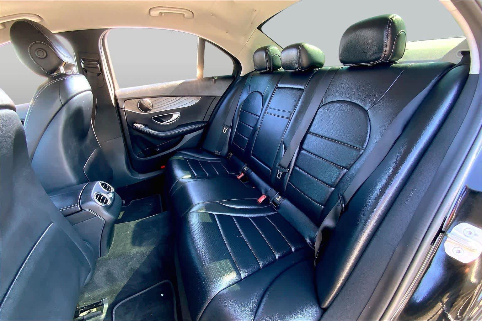 Used 2017 Mercedes-Benz C 300 Sedan image 20