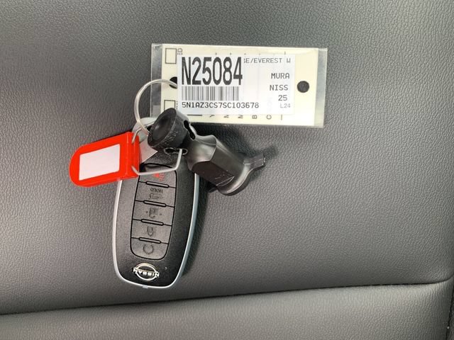 Used 2025 Nissan Murano SL AWD/4WD image 33