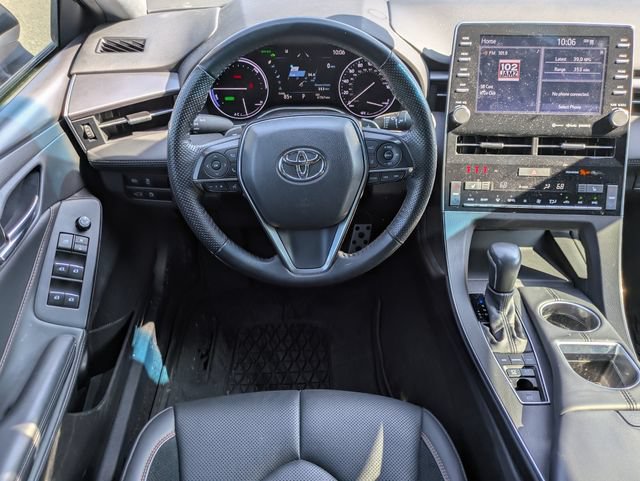 Used 2022 Toyota Avalon XSE FWD image 11