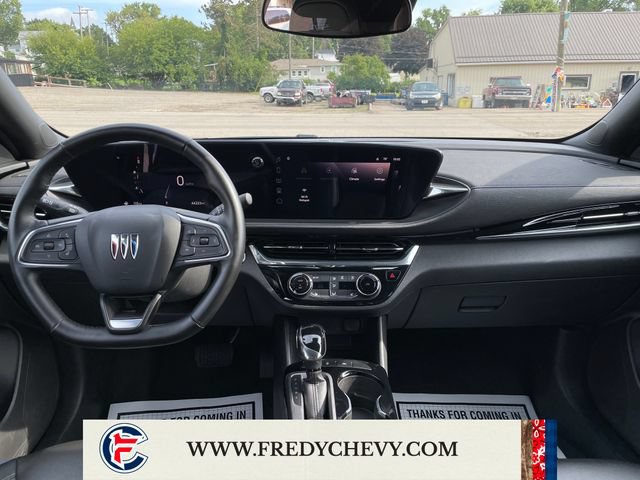 Used 2024 Buick Envista Sport Touring w/ Convenience I Package FWD image 14