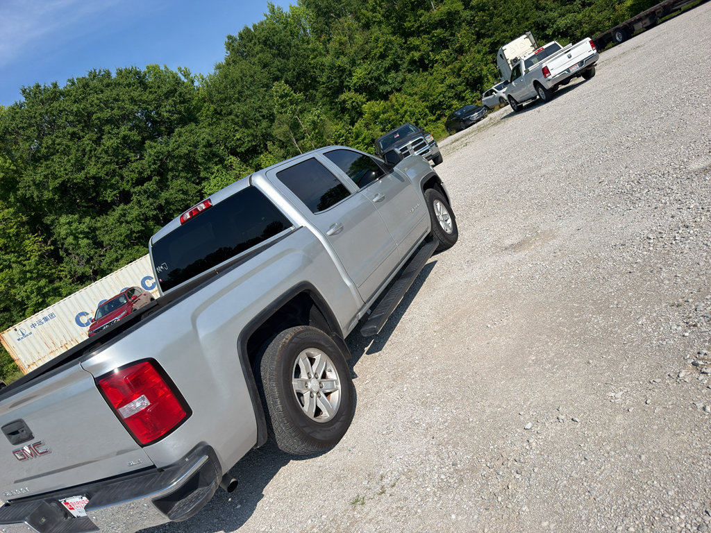Used 2016 GMC Sierra 1500 SLE w/ SLE Value Package RWD image 4