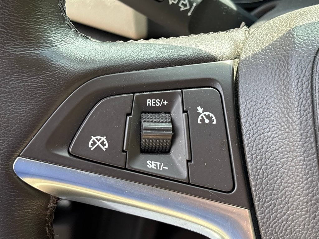 Used 2013 Buick Verano Leather FWD image 19
