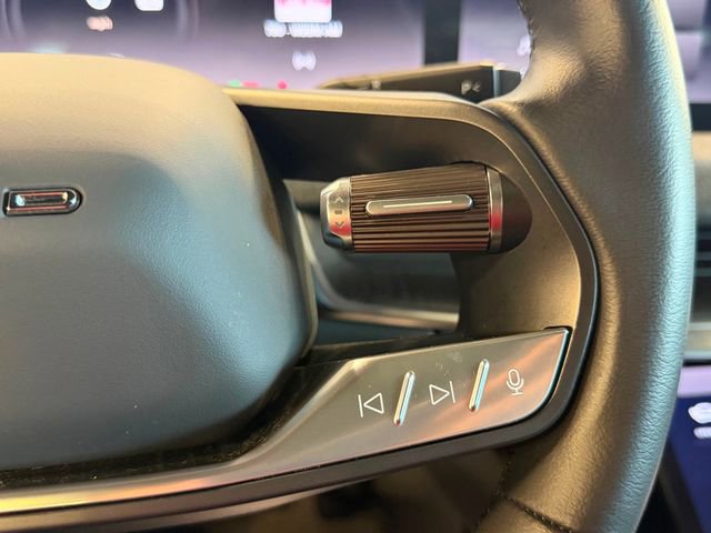 Used 2025 Lucid Air Touring AWD/4WD image 29