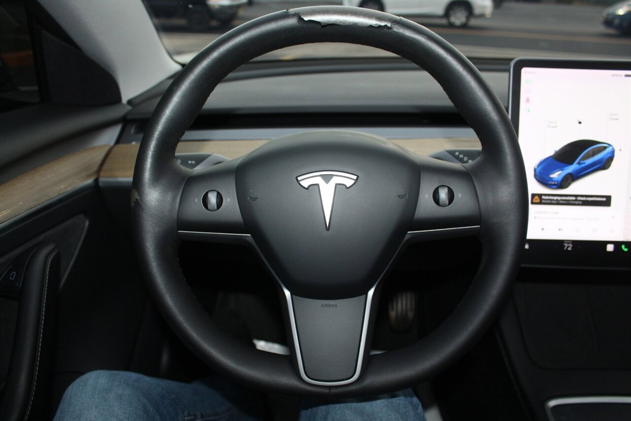 Used 2021 Tesla Model 3 Standard Range Plus image 33