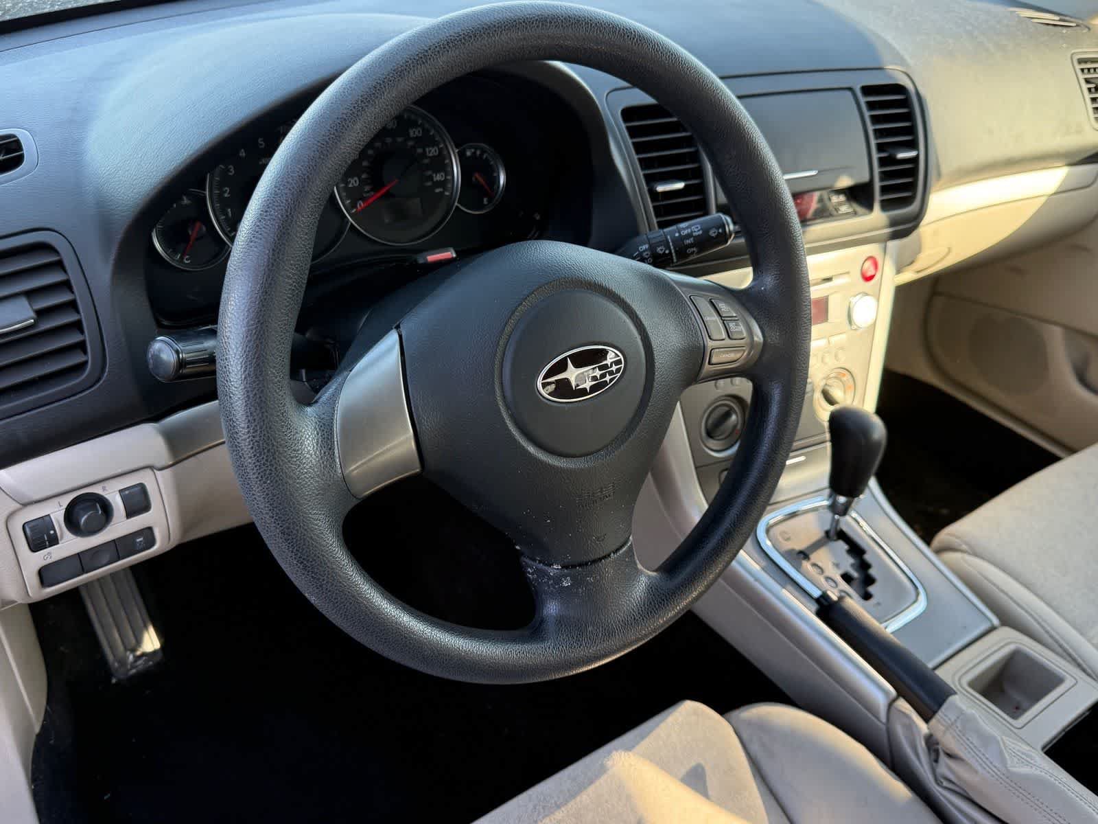 Used 2009 Subaru Outback 2.5i AWD/4WD image 10