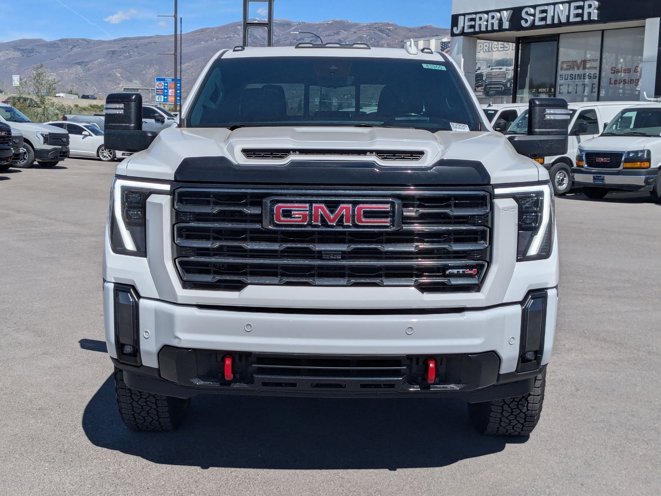 Used 2024 GMC Sierra 3500 AT4 w/ AT4 Premium Plus Package AWD/4WD image 8