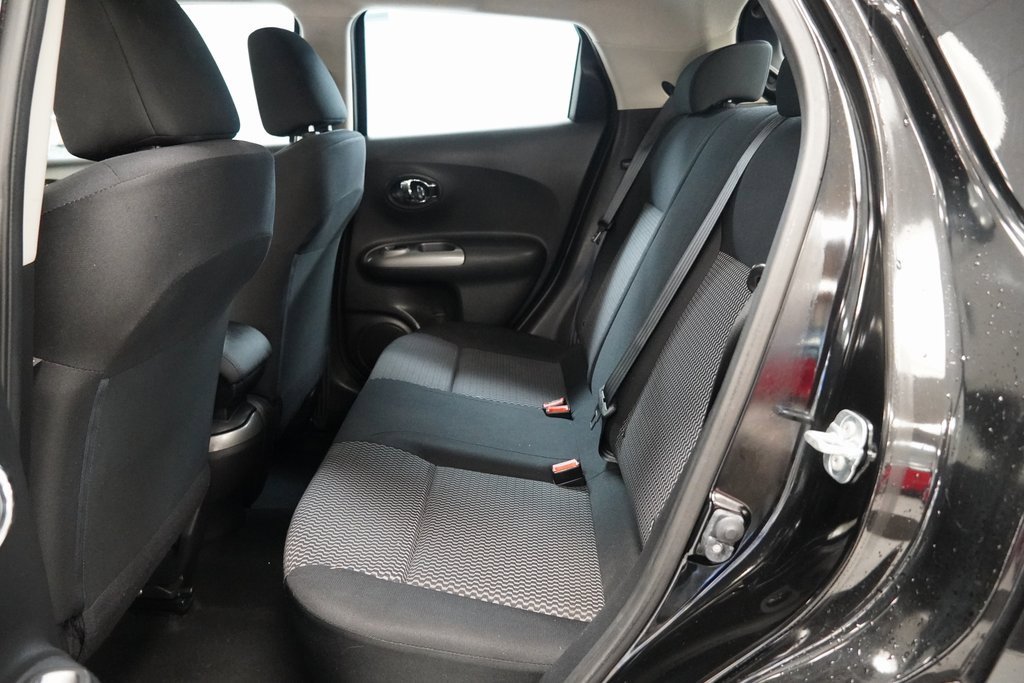 Used 2016 Nissan Juke S image 25