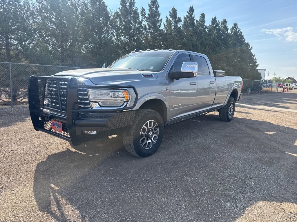 Used 2023 RAM 2500 Limited AWD/4WD image 2