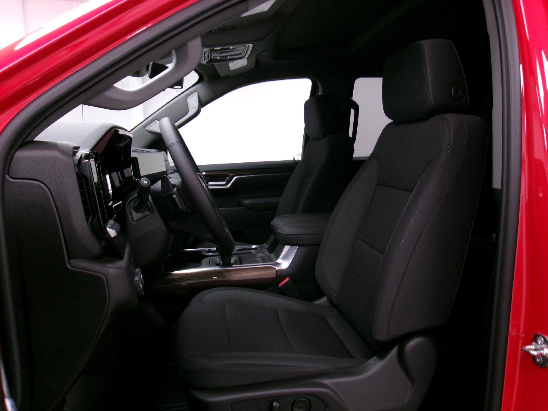 New 2026 Chevrolet Silverado 1500 LT image 9