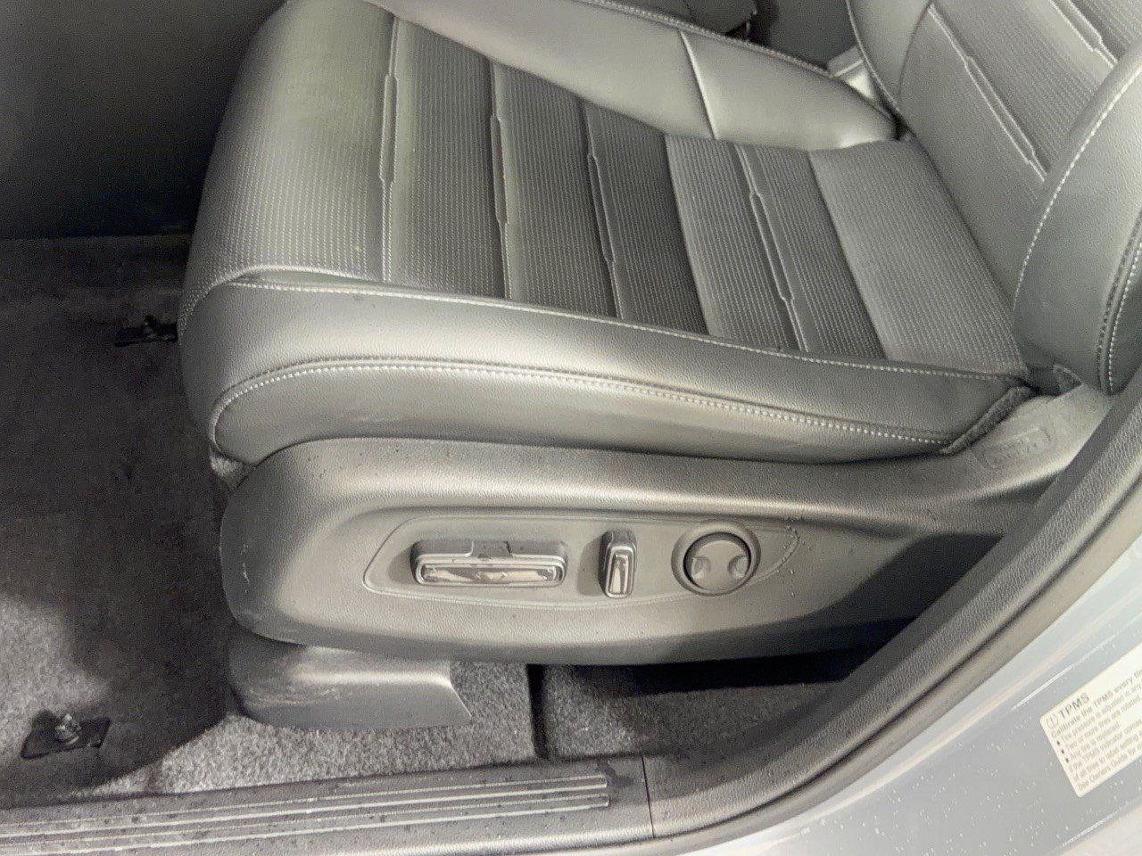 Used 2024 Honda CR-V EX-L image 16