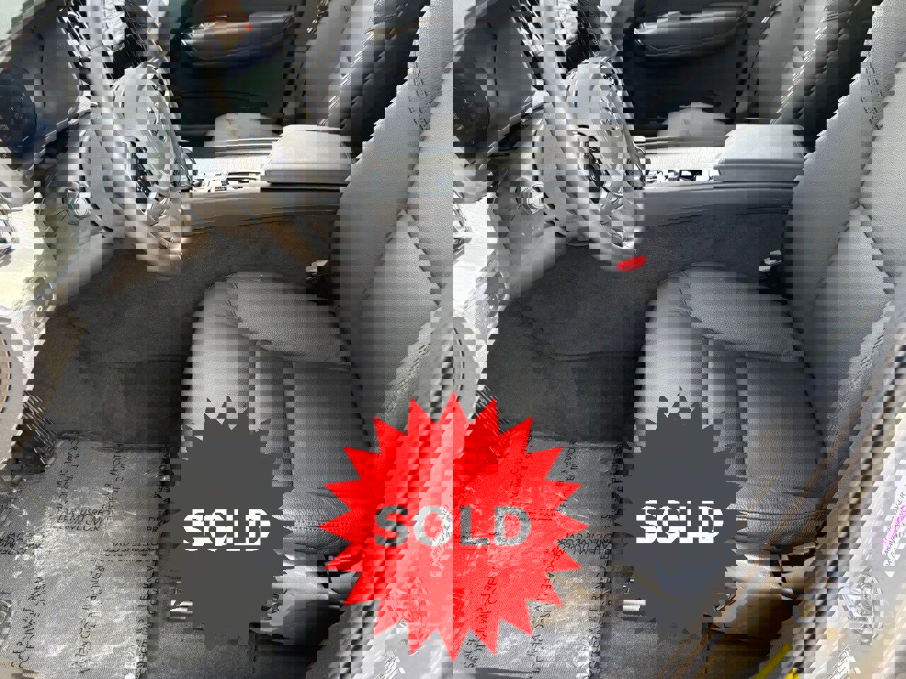 Used 2025 Volvo XC60 B5 Plus w/ Climate Package image 28