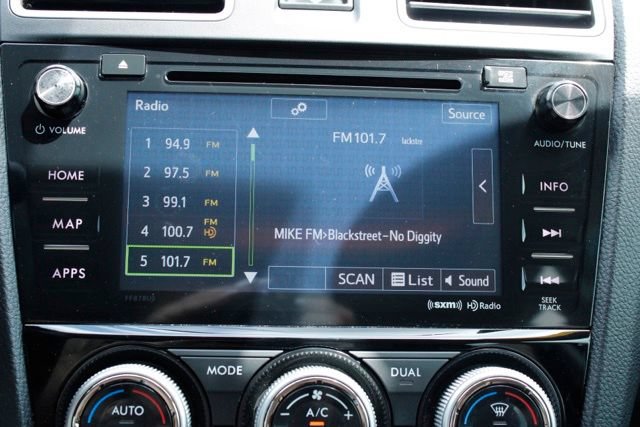 Used 2017 Subaru Forester 2.5i Touring AWD/4WD image 27