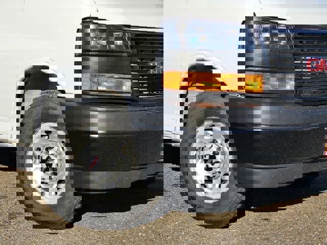 New 2024 GMC Savana 2500 w/ Driver Convenience Package image 3